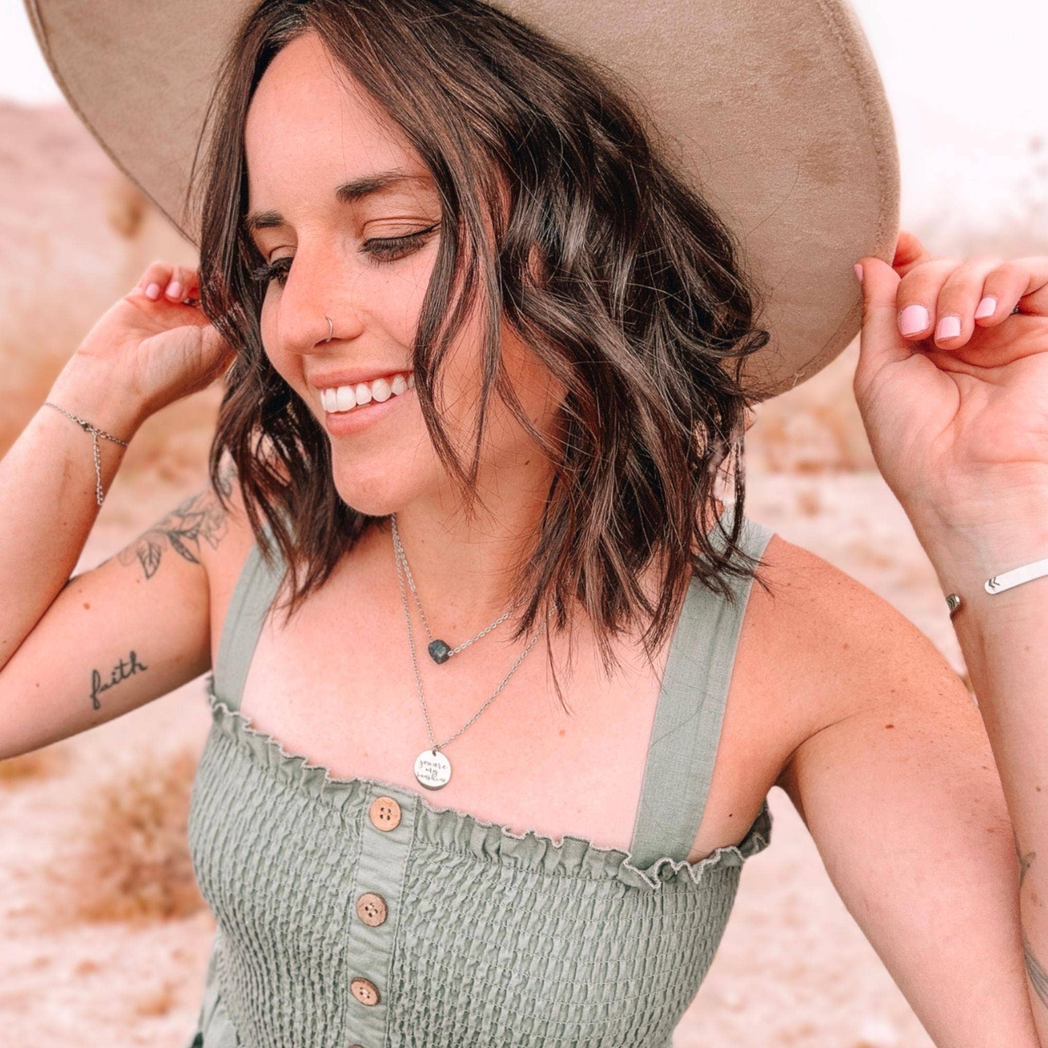 Avy + Tay - Vendita all'ingrosso Collana con ciondolo/pendaglio - COLLANA SALE + LUCE MATTEO 5:133