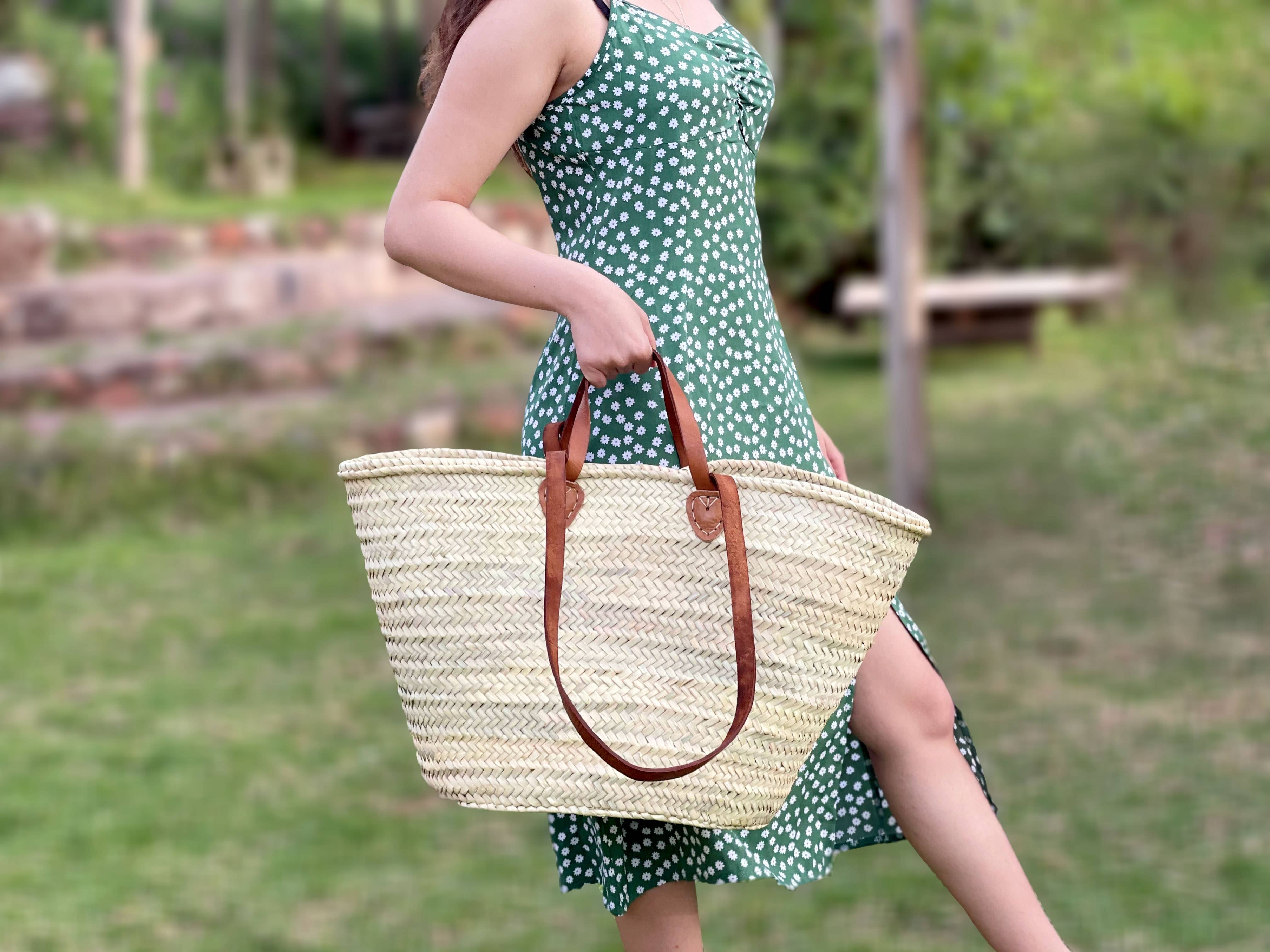 NomadWeave Ltd – Großhandel Strandtaschen – Handgefertigter Palmblattkorb mit doppelten Ledergriffen4