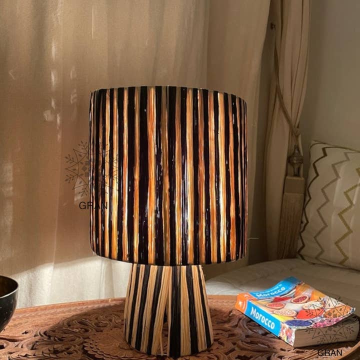 Gran Wholesale - Wholesale Lamp Shade - Moroccan Stripped Scalloped Raffia, Raffia Table Lamp Shade