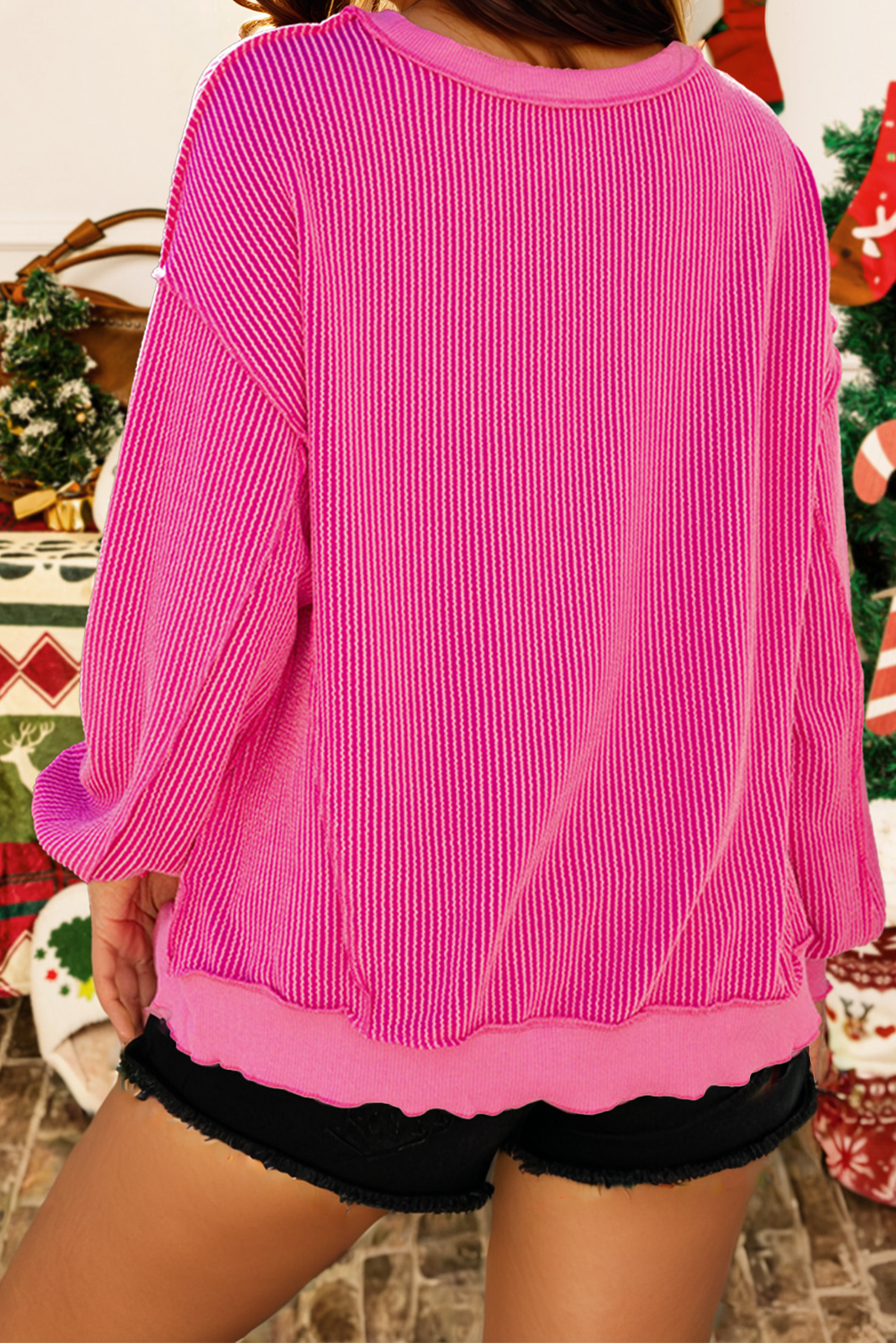 fashionworks - Vente T-shirt sérigraphié – femme - Haut graphique à lettres en sequins vert mardi gras avec texture de côtes torsadées1