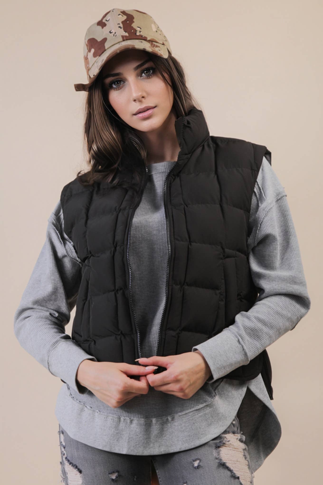 VERY J - Wholesale Outerwear Vest - Women's - NJ90282-Solid & Leopard Puffer Padded Warm Vest0
