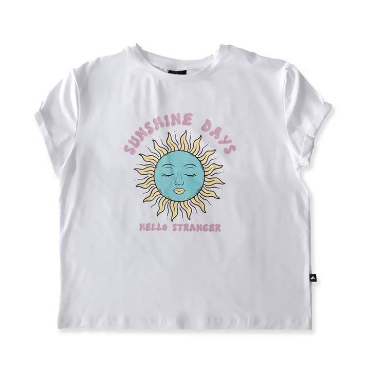 CAMISETA SUNSHINE BAILEY - Blanca para venta al por mayor de Hello Stranger Kidswear