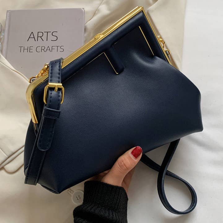 ACCITY - Wholesale Shoulder Bag - Women's - RETRO SIMPLE METAL CLIP SHOULDER BAG_CWAB159813