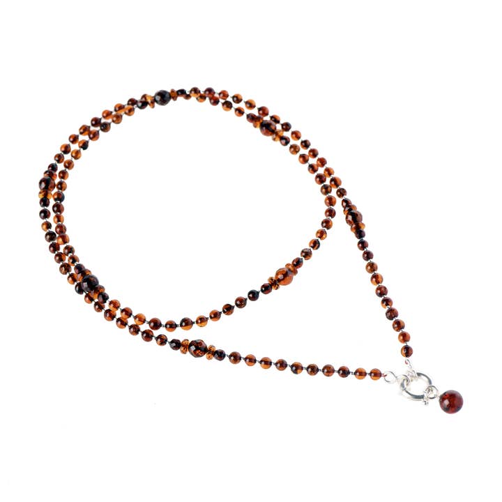 Collier d'ambre cognac délicat avec bague et pendentif pour adultes pour la vente par The Natural Amber