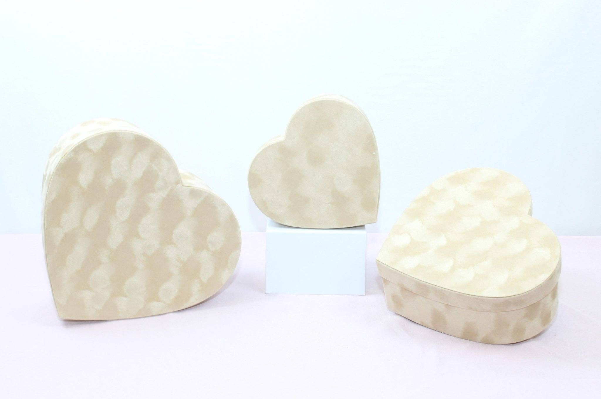 Elegant Design Supply - Wholesale Gift Box - Chic Velvet Heart Flower Box with Lid6