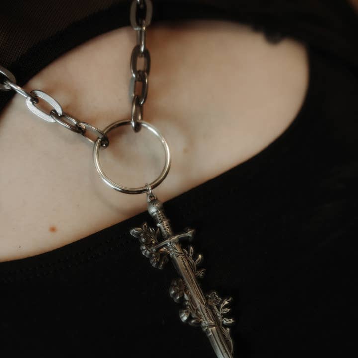 The Pretty Cult - Wholesale Pendant/Charm Necklace - Wind Cleaver Necklace