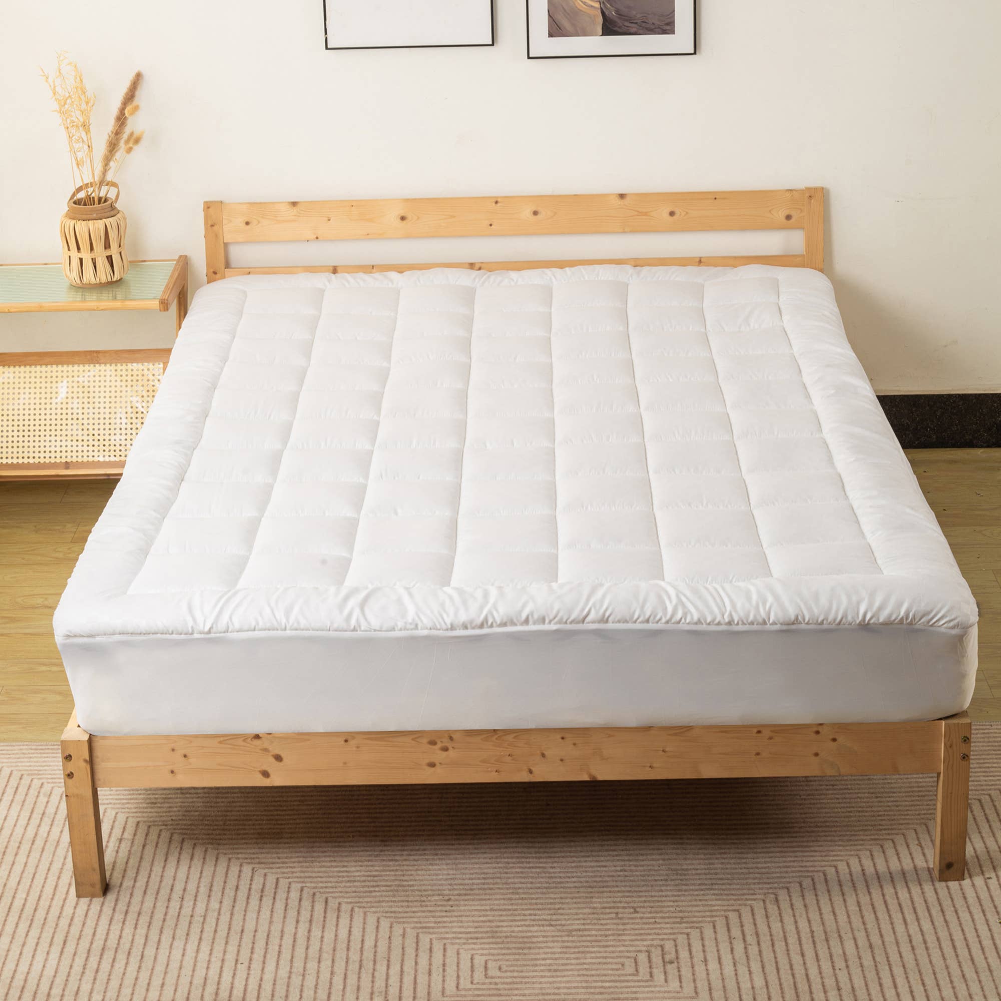 White Quilted Fitted Fluffy & Soft Mattress Pad for wholesale on Faire3