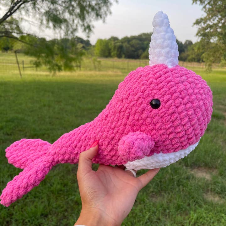 Hæklet Narwhal - Pink for engroshandel hos Soft and Scent Haven Shop LLC