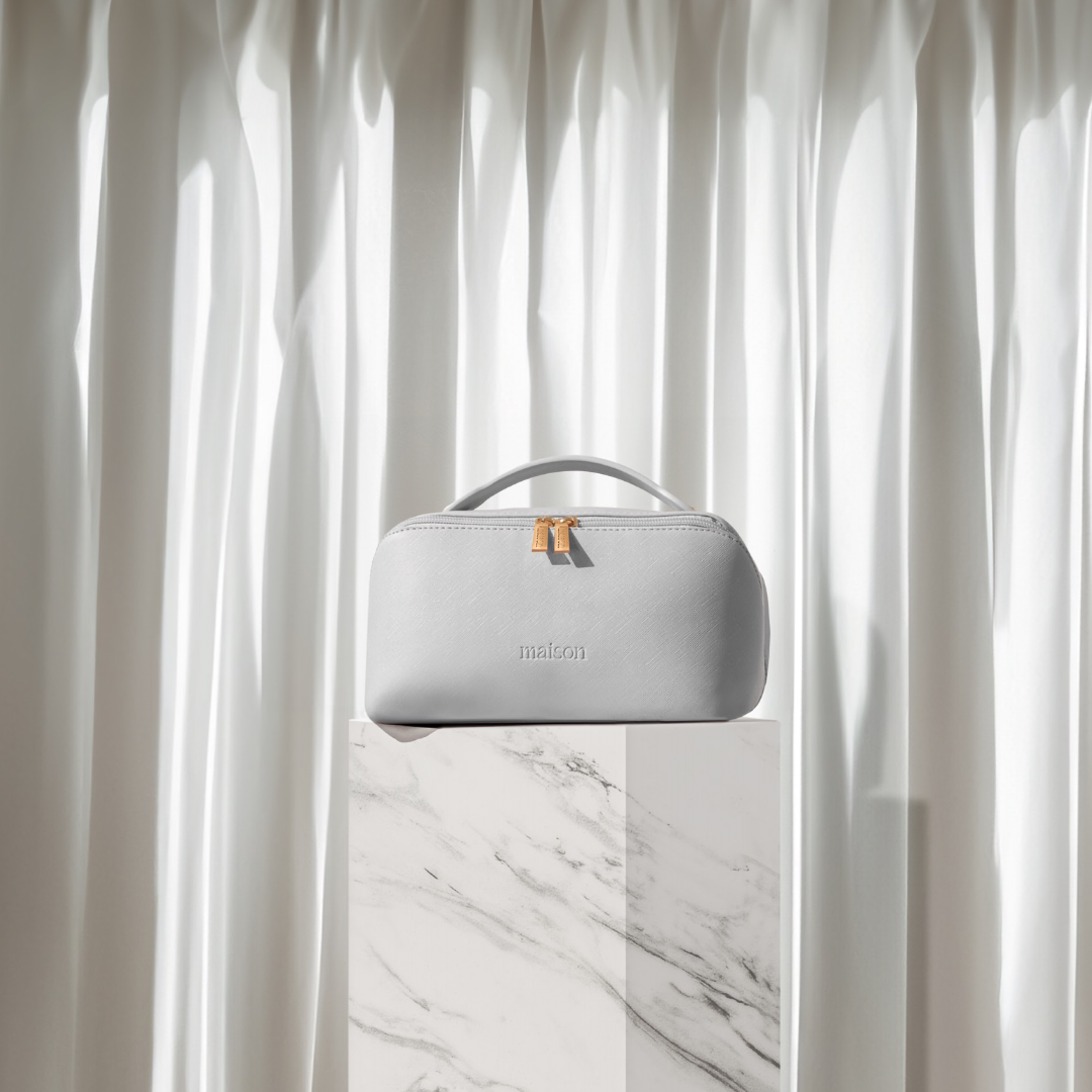 Maison Minimalist - Wholesale Makeup/Cosmetic Bag - SALY | Expandable Travel Makeup Bag16