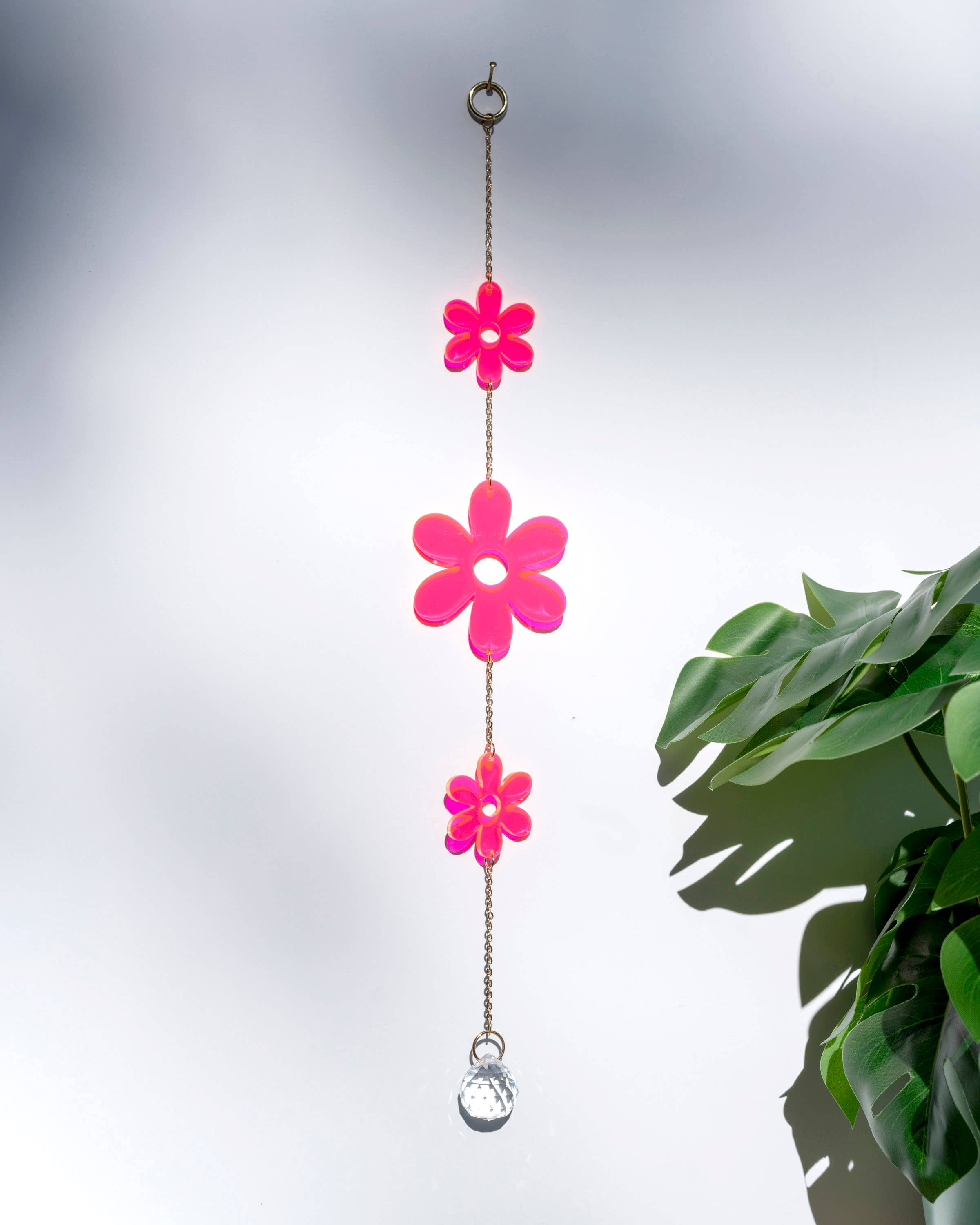 Hustle Home Décor - Wholesale Suncatcher - Daisy Chain Sun Catcher5