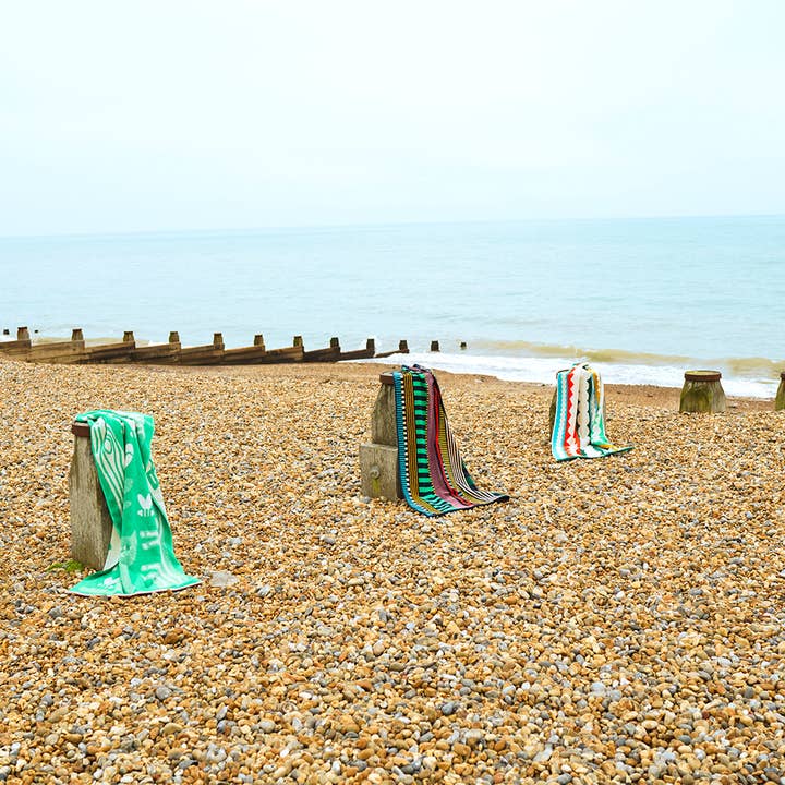 Donna Wilson - Wholesale Bath Towel - Mixed Fizz Bath Towel4