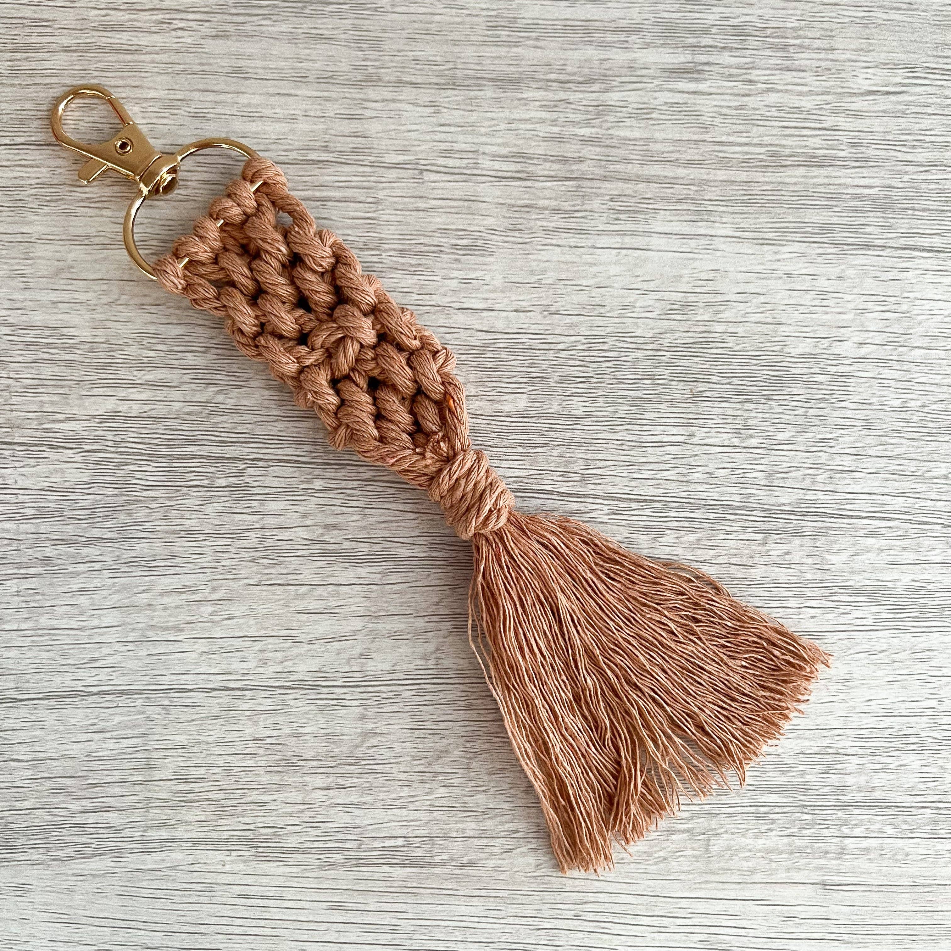 Sweettine Wholesale – wholesale Keychain – Women's – Macrame Fringe Key Chain6