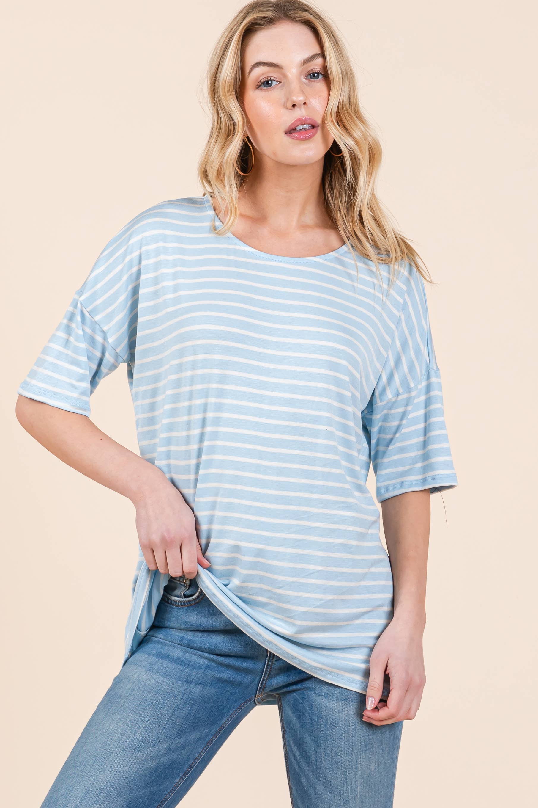 NOIR Top décontracté à manches courtes rayé TA1306 en vente sur Faire11