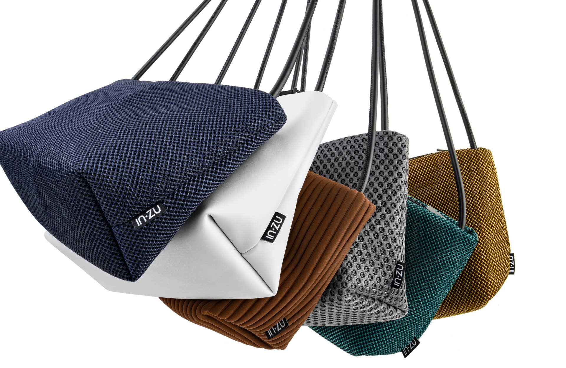 IN-ZU – wholesale Shoulder bag – women's – MOUSE MEDIUM UP - Handbag, Corssbody Bag, Shoulder Bag1