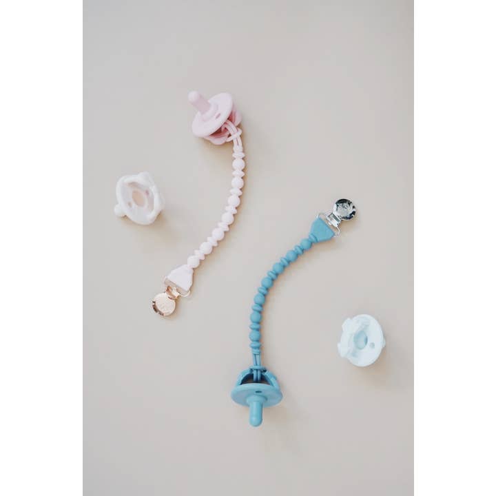 Itzy Ritzy - Vente Pince à tétine – bébé - Sweetie Strap™ Sucette d'une pièce en silicone11