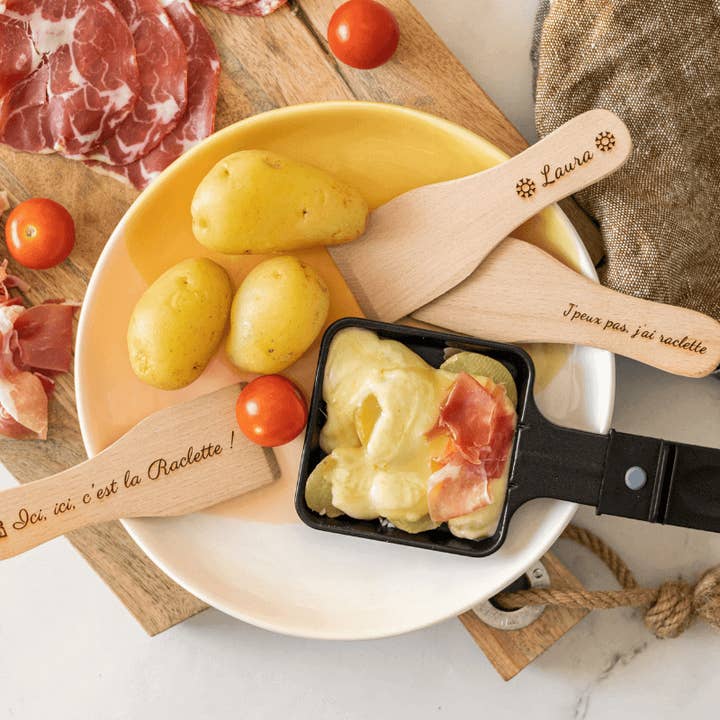 Espátula Raclette de madera de haya personalizada - My Bambou para venta al por mayor de My Bambou