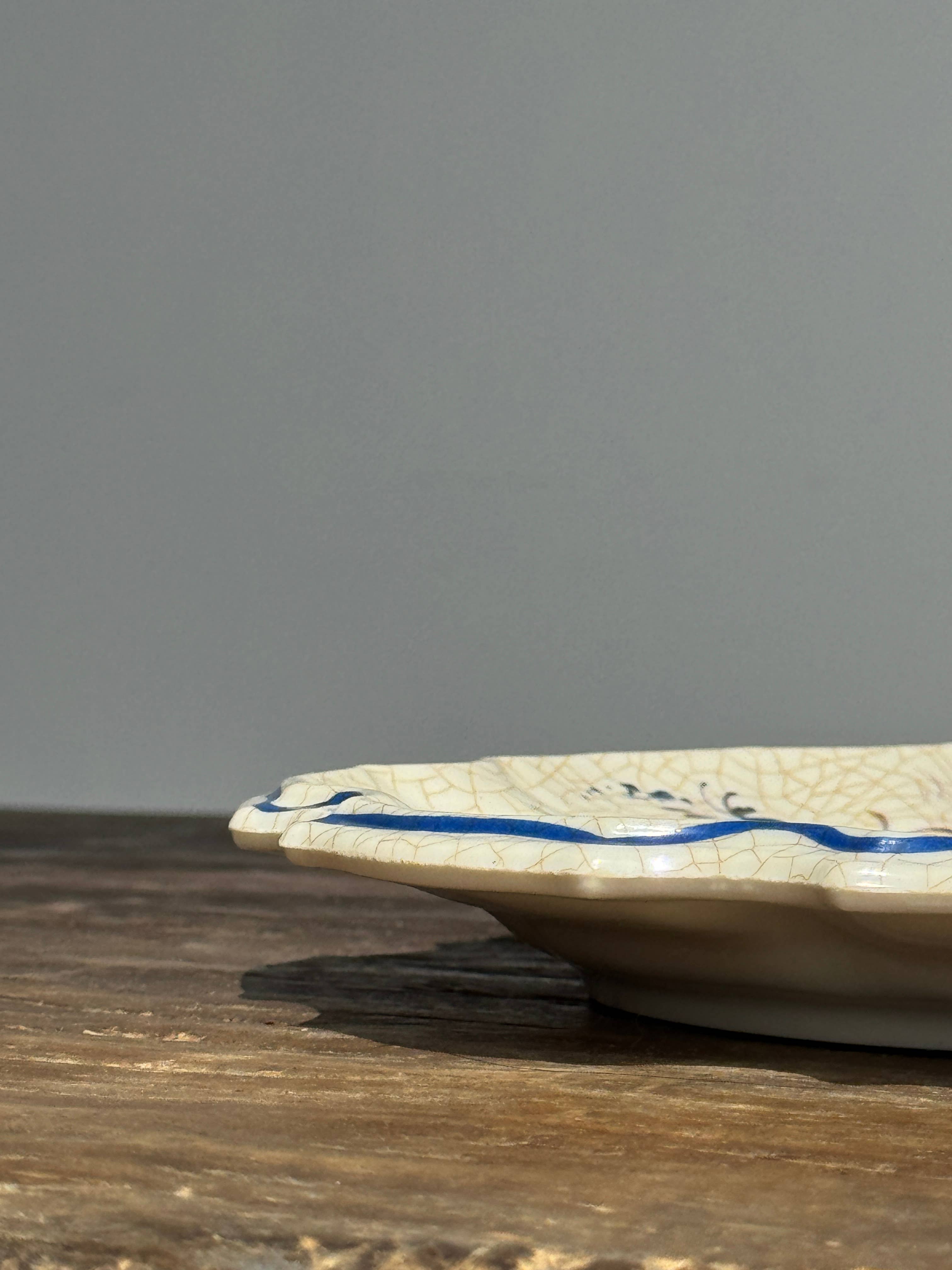 Office Objets - Wholesale Dinner Plate - Trompe-l'œil plastic plate of an antique plate5