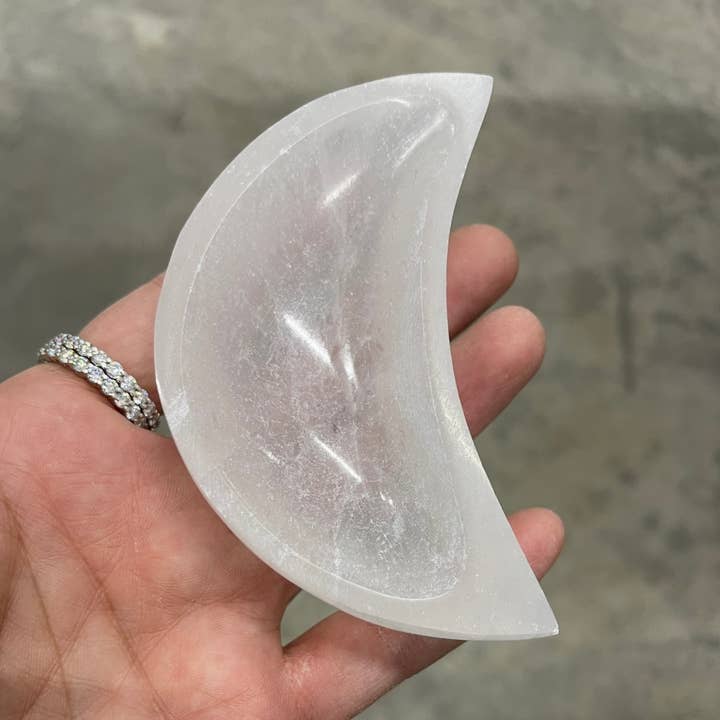 10cm Selenite Moon Bowl for wholesale by Casablanca Exports