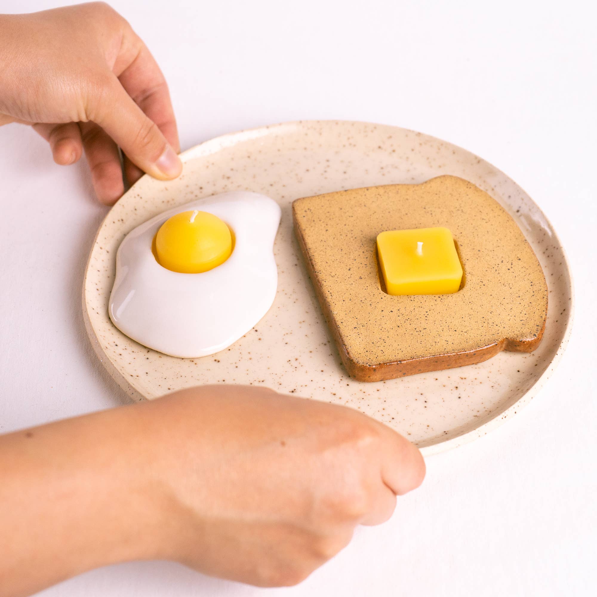 Collin Garrity – wholesale Candle holder – Ceramic Egg Tea Light Candle Holder5