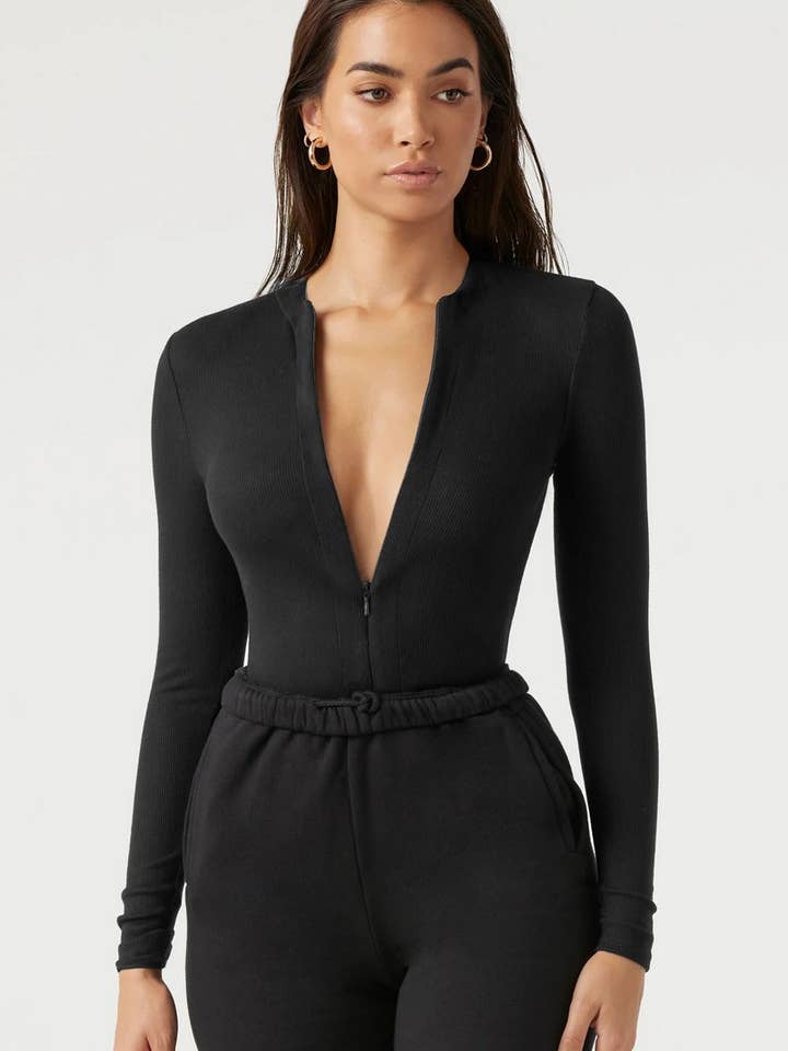 Lily Clothing - Wholesale Bodysuit - Women's - SEXY ZIP UP LONG SLEEVE TOPS BODYSUITS_CWSBS0110