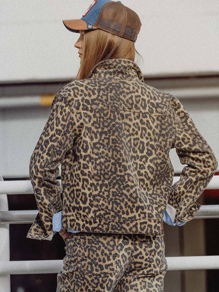 Brown Jacket with leopard Print in denim fabric for wholesale on Faire3
