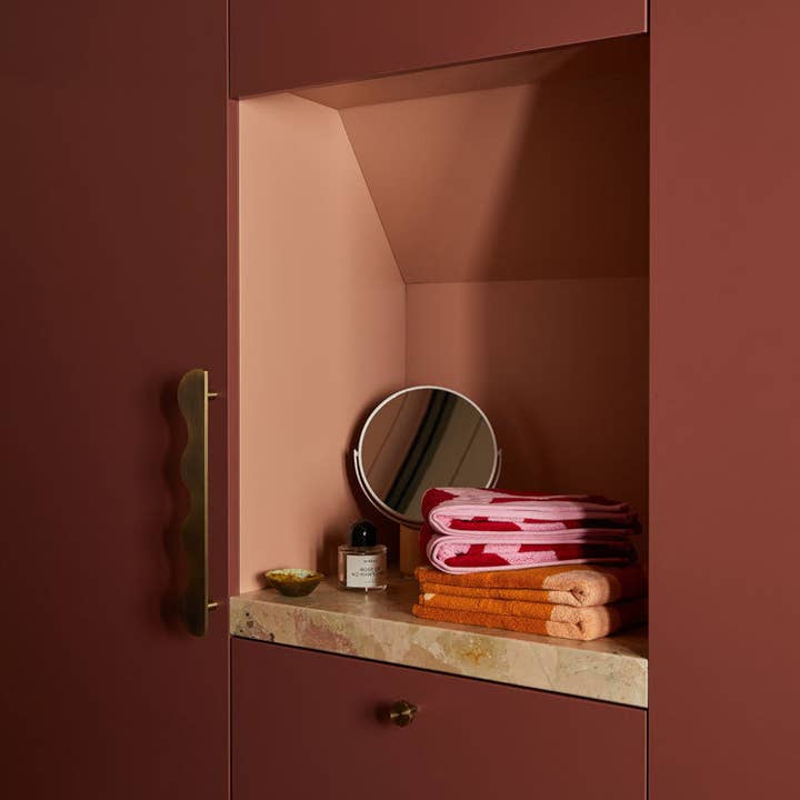 Mosey Me - Wholesale Hand Towel - Tulip Hand Towel4