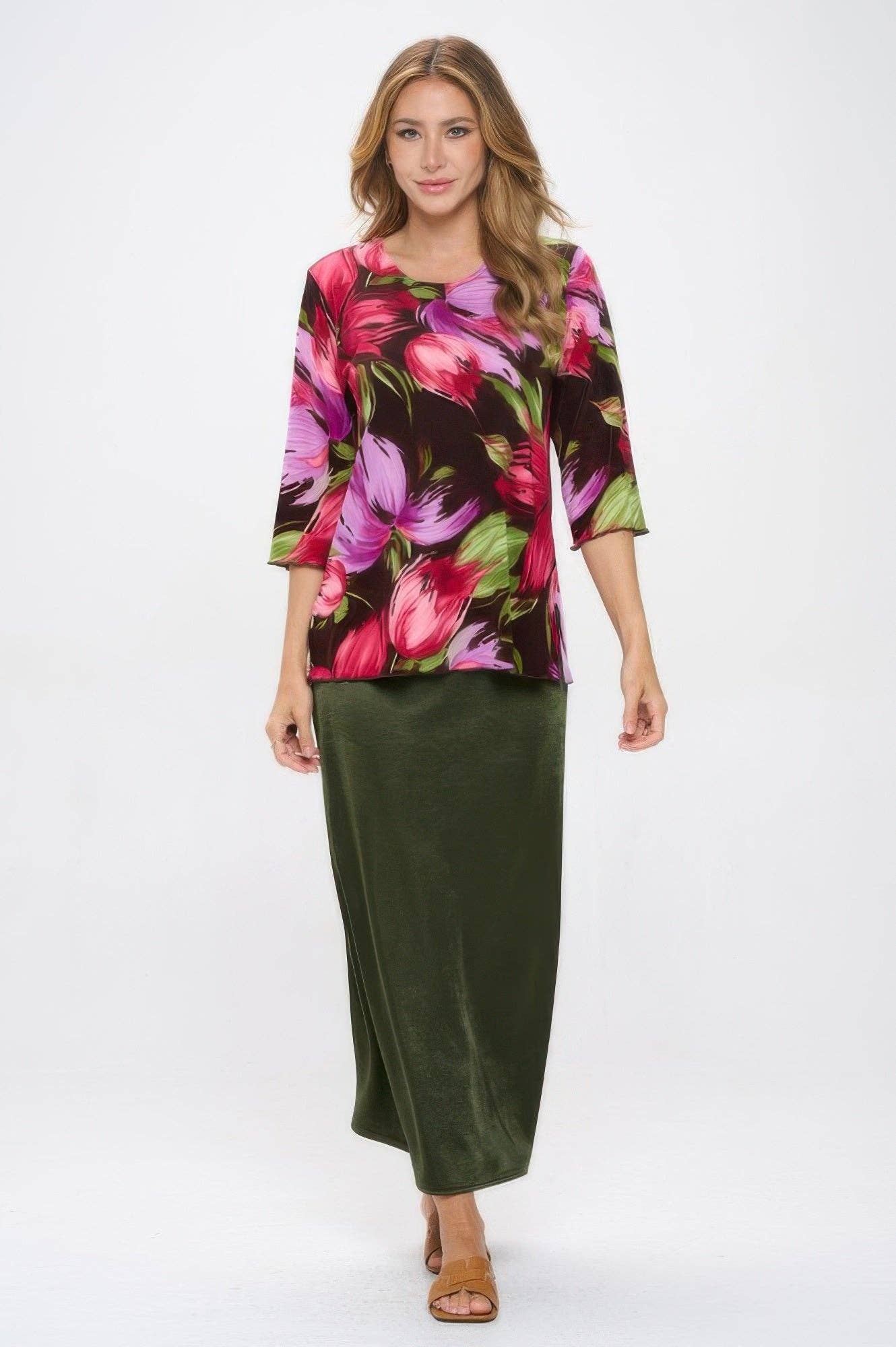 CC Wholesale Clothing - Wholesale Blouse - Women's - Plus Size Round Neckline Quarter Sleeve Top0