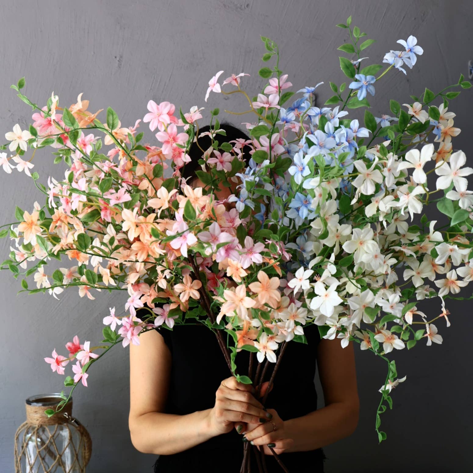 ACNITE(We cover U.S. import duties) - Vente Fleurs artificielles - Arrangement floral d'intérieur en jasmin en soie à l'aspect réaliste4