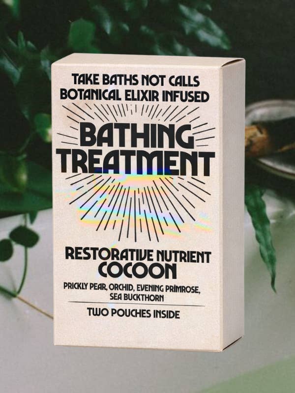 Bains élixir : Cocon pour la vente par Wild Yonder Studio