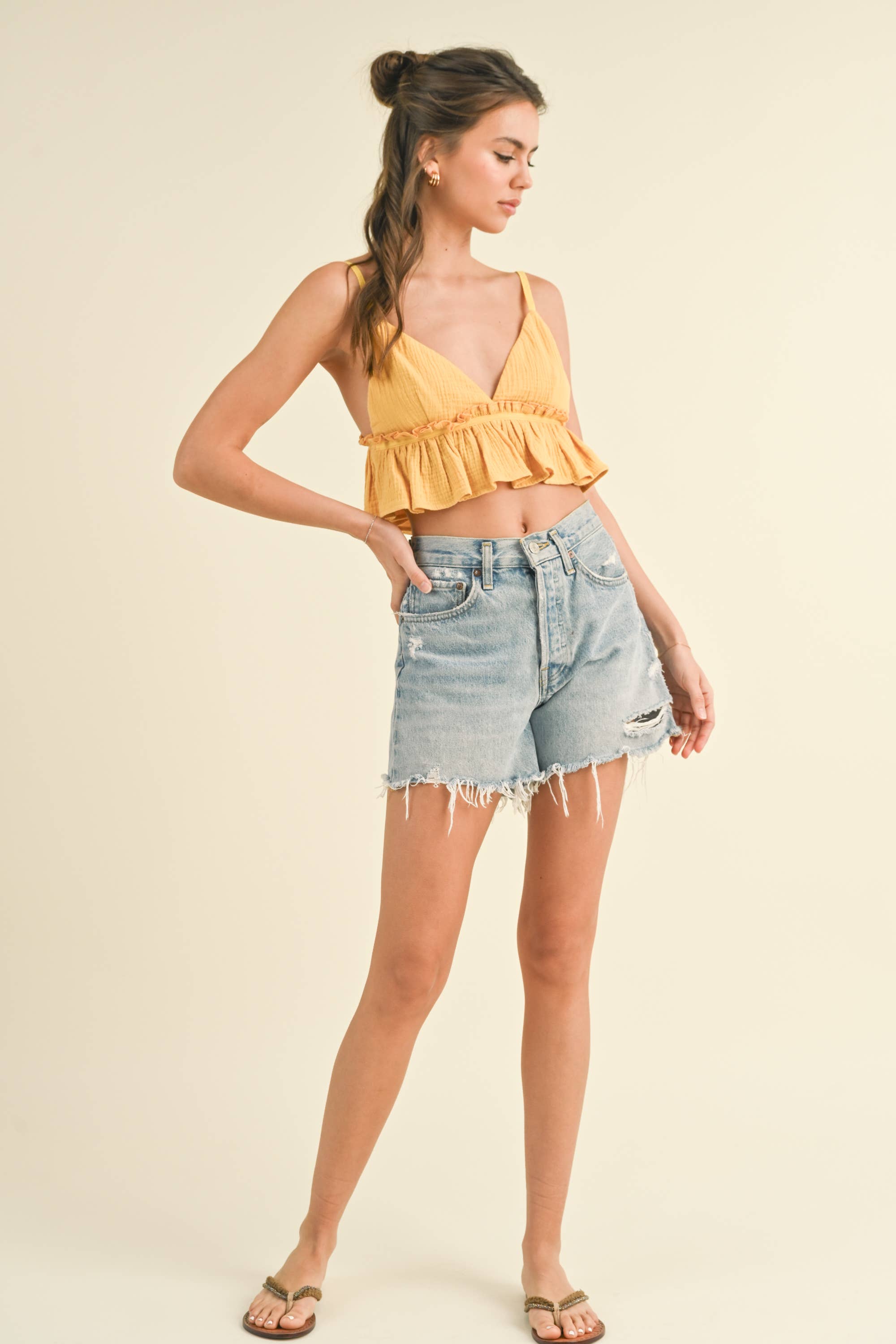 Klesis – wholesale Blouse – Women’s – IT3572 SPAGHETTI STRAP RUFFLED CROP TOP4