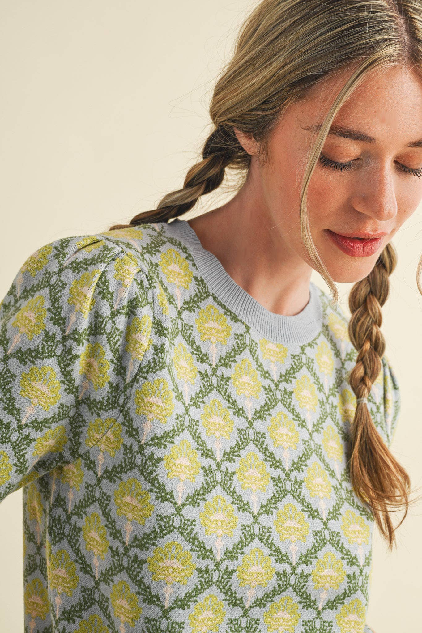 &MERCI - Wholesale Knit Sweater - Women's - FLORAL PATTERN SHORT SLEEVE SWEATER MSW1086040