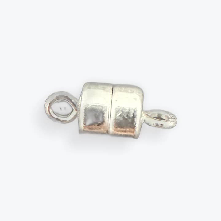 925 Sterling Magnetverschlüsse | Sterlingsilber | Starke Magnetverschlüsse | 2 Sets pro Packung | Zwei Größen: 4,5 mm und 5,5 mm | für den Großhandel von Purity Beads