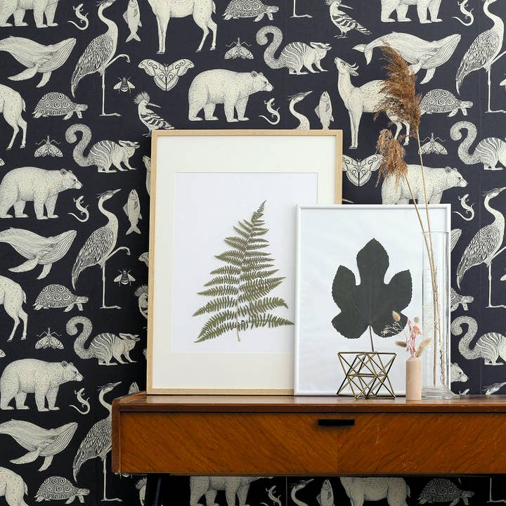 Schiffer Publishing - Wholesale Crafts, Hobbies & DIY - The Little Book of Flower Pressing6