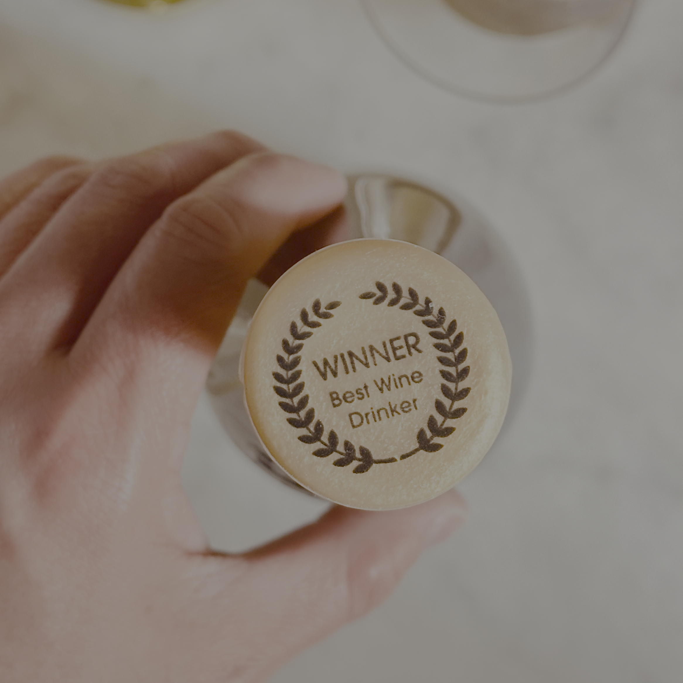 CapaBunga® - Wholesale Wine Stopper - Wine Cap Counter Display Unit | Newest Designs7