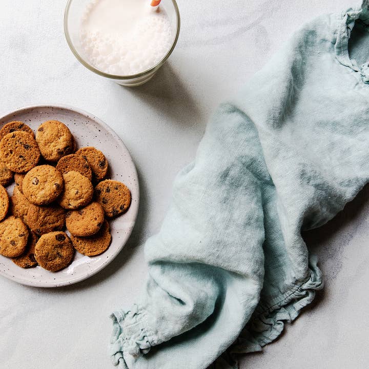 1 in 6 Snacks- Carolina Kettle chips- Rustic Roots - Wholesale Cookie - Memaws Chocolate Chip Cookies Case(8 boxes)