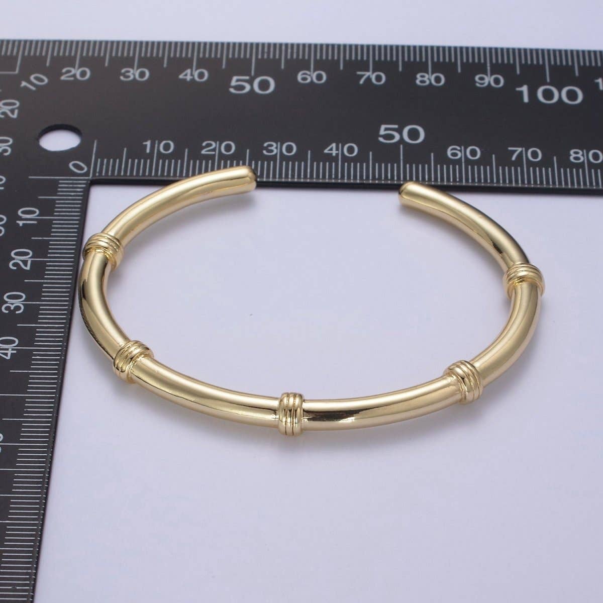 Aim Eternal - Vente Bracelet manchette - Bracelet Jonc Nœud en Or 24K Rempli, Bracelet Manchette Empilable à Petits Nœuds Minimalistes | Prix de Liquidation WA-6611