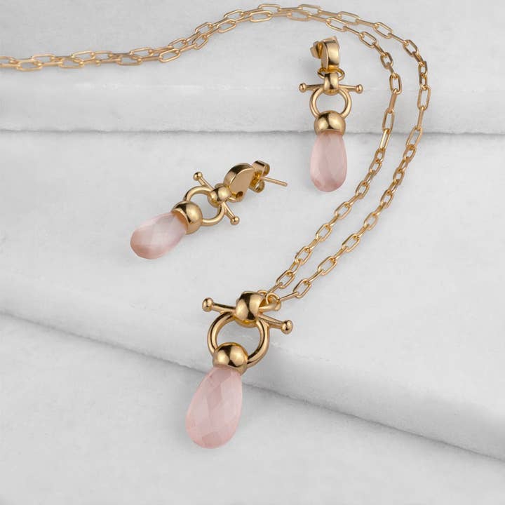 URBAN-EQUESTRIAN - Wholesale Dangle Earrings - Droplette - Rose Quartz Horse Bit Equestrian Earring in Gold4