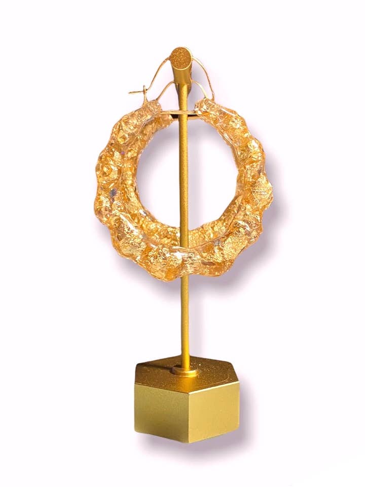 Klare Bambus-Ohrringe mit goldenem Blatt für den Großhandel von Accessories