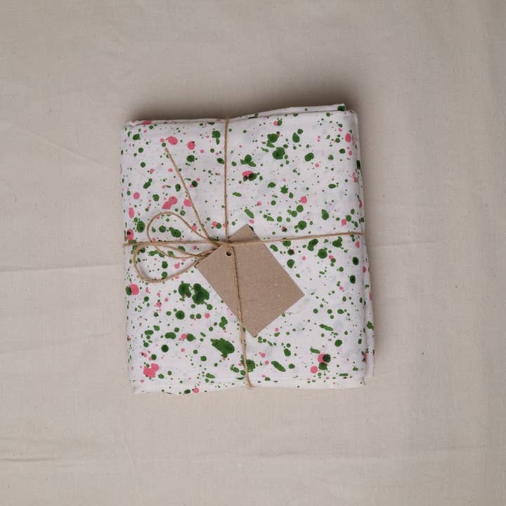 Nappe éclaboussée verte et rose pour la vente par Twizzell