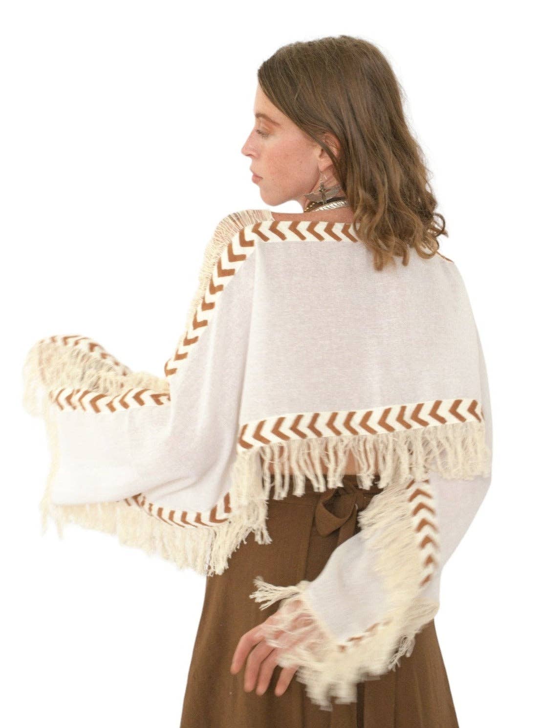 Sacred Ceremony – wholesale Blus - Dam – Vit Långärmad Crop Top med fransar6