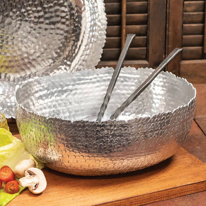 India Handicrafts Inc - Wholesale Decorative plate/dish/bowl - Oval Hammered Bowl1