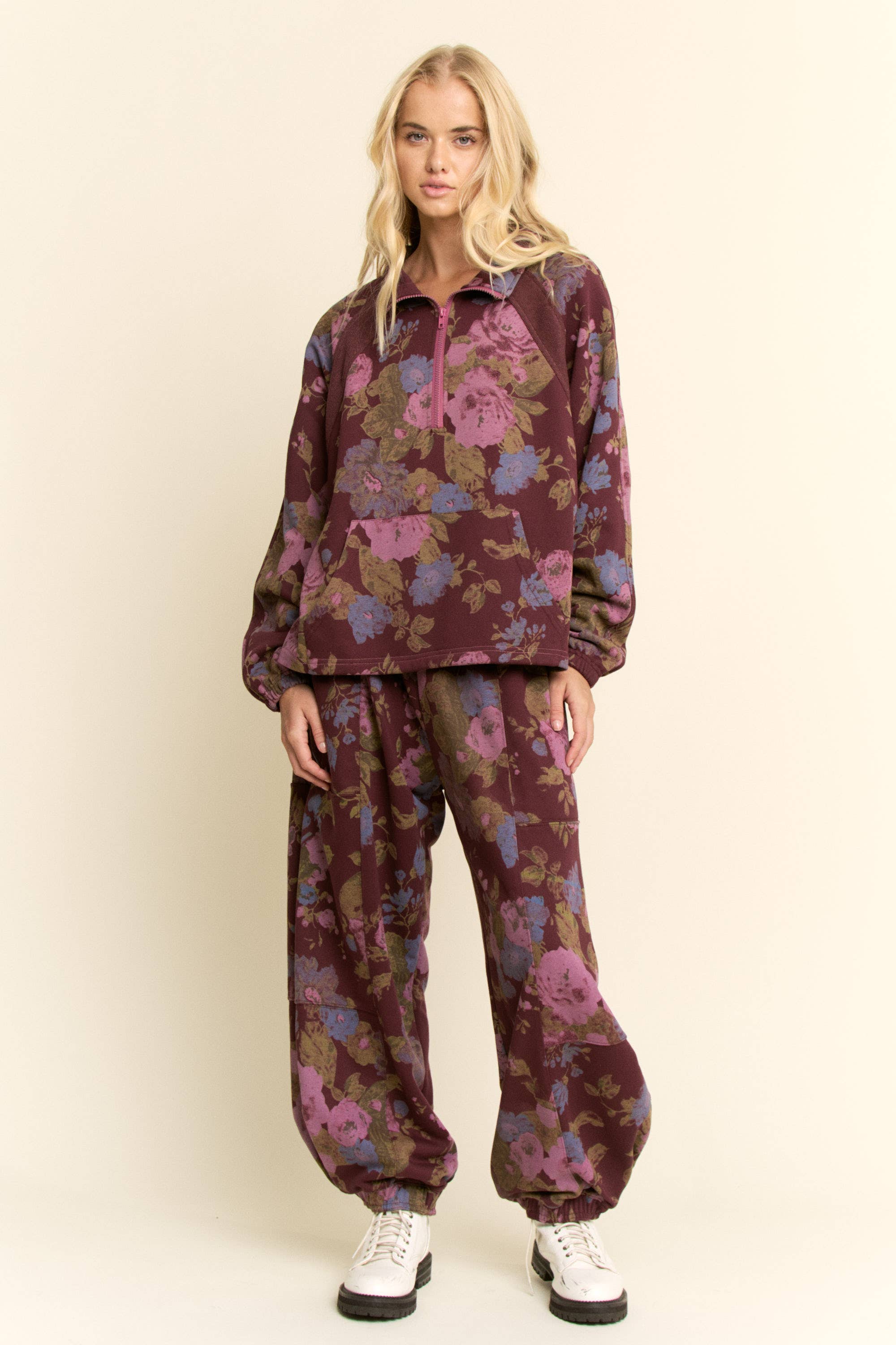 Davi & Dani - Wholesale Top & Pant Set (NOT Loungewear) - Women's - FLOWER PRINTED SWEATSHIRT TOP ELASTIC WAIST PANTS7