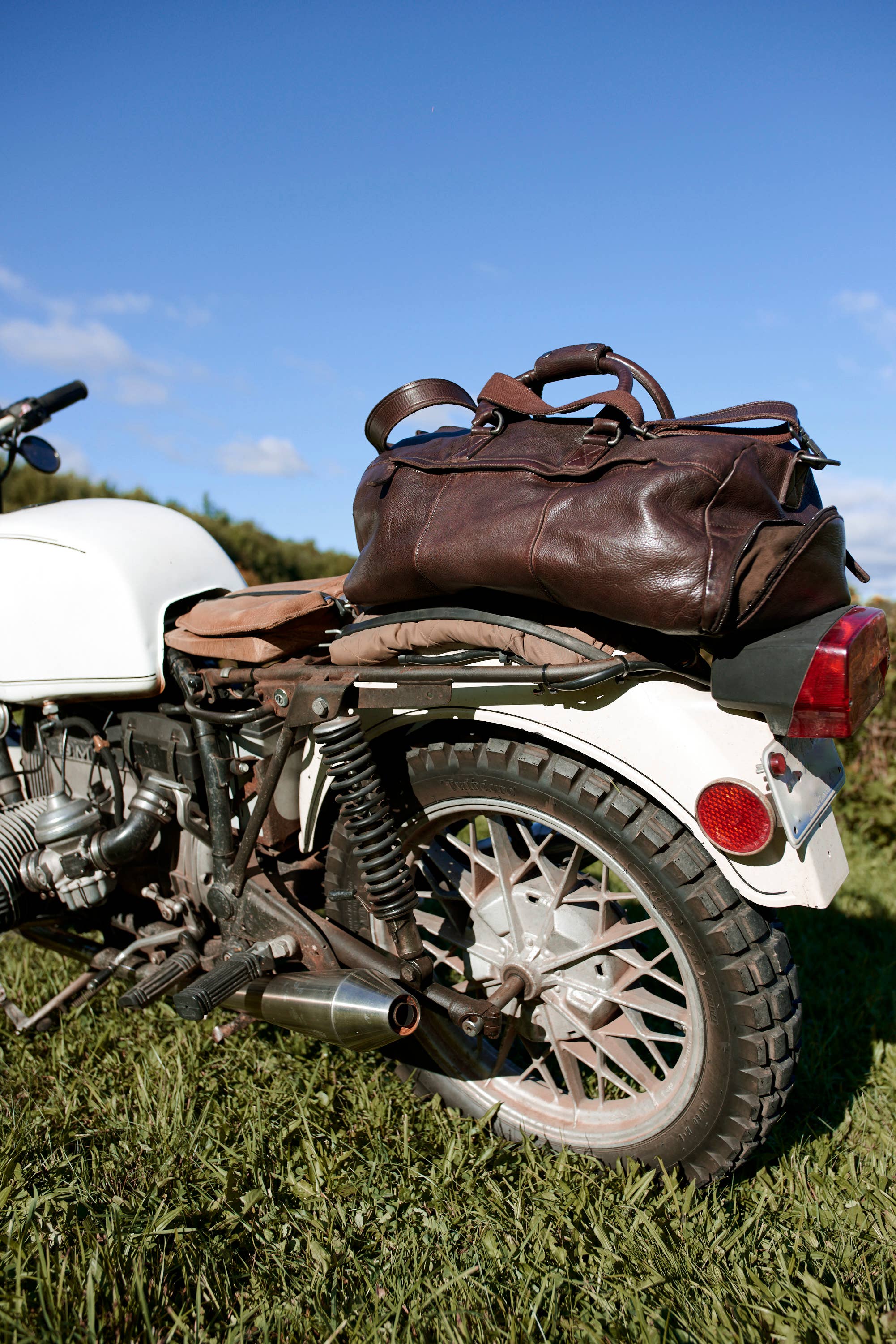 Latico Leathers – wholesale Weekender bag – women's – Charleston Handcrafted Leather Duffel Bags7