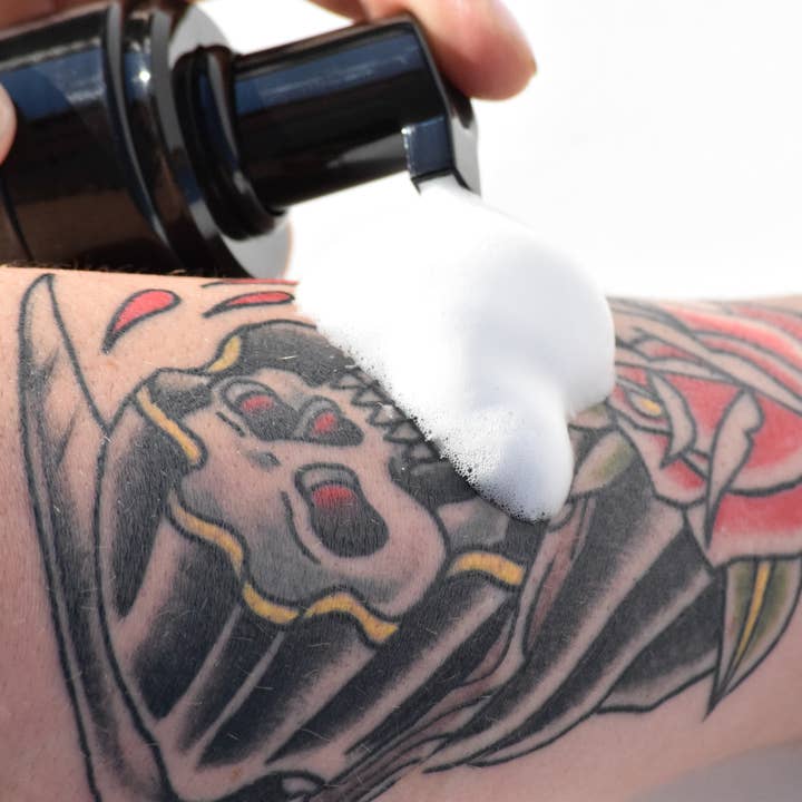 Tattybee - Vendita all'ingrosso Pomata/cura tatuaggio - Bolle detergenti per tatuaggi e piercing