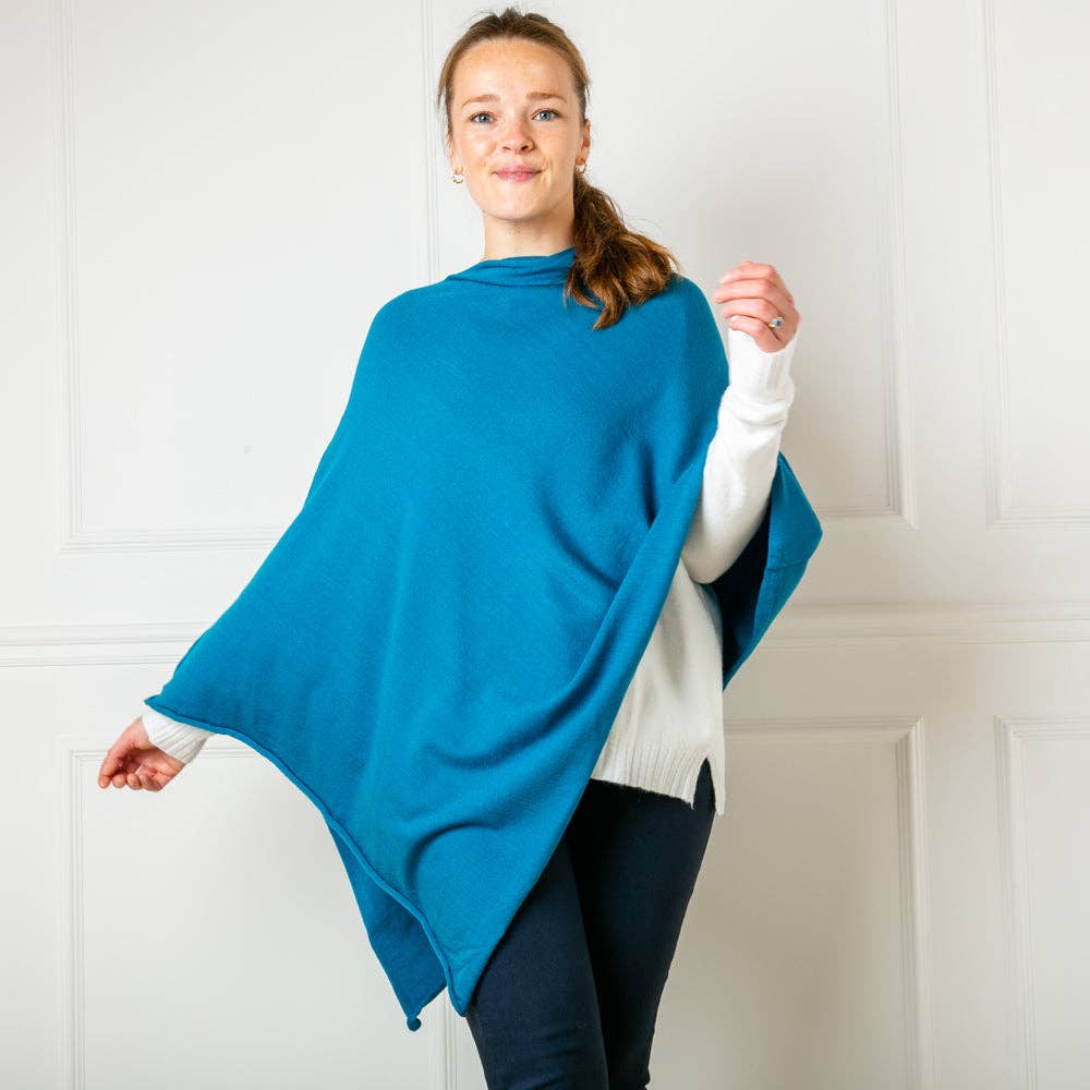Tilley & Grace – wholesale Poncho – Women's – Tilley Poncho13
