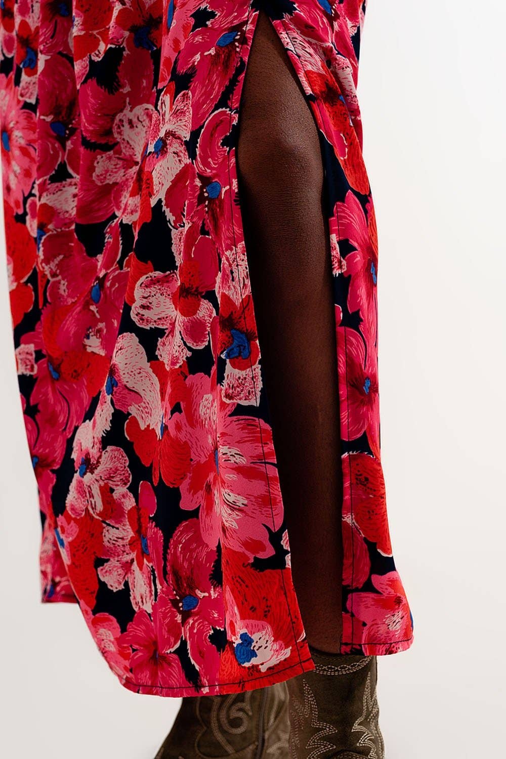 Fuchsia Hot pink floral print skirt for wholesale on Faire5