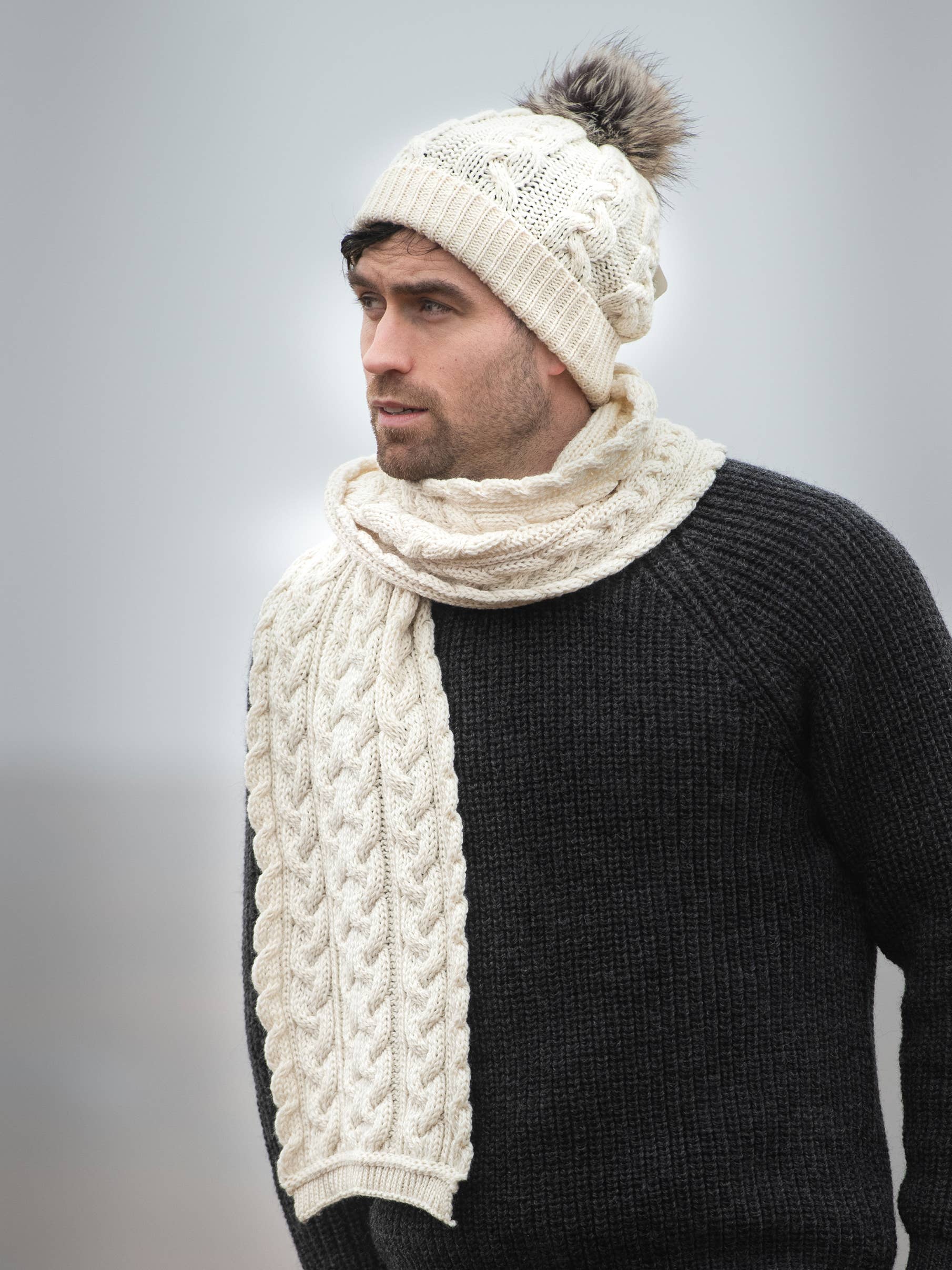 Aran Crafts – Engroshandel Beanie - Dame – Chunky kabelhue X48441