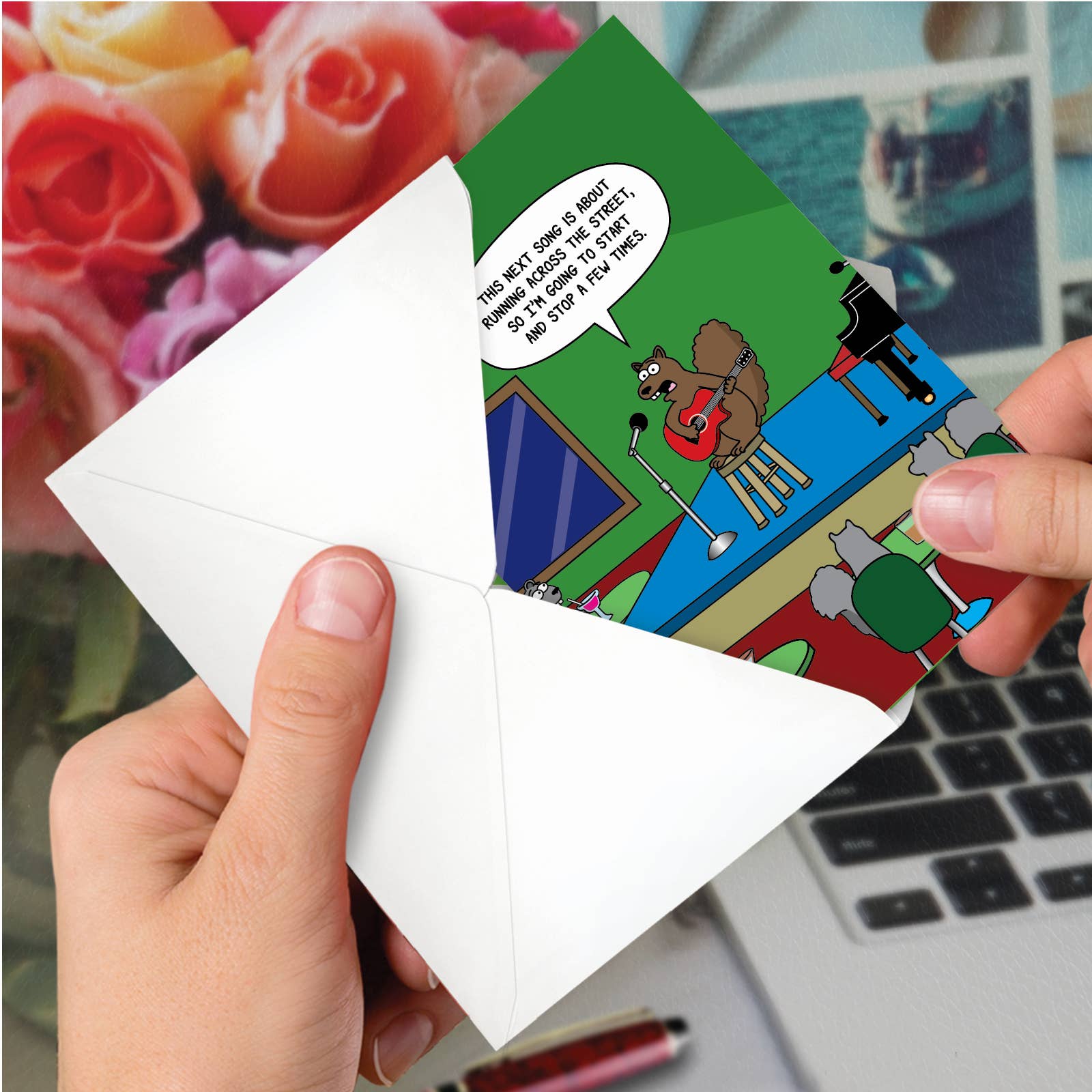 NobleWorks - Vendita all'ingrosso Biglietti di auguri - Biglietto d'auguri - Squirrel Song3