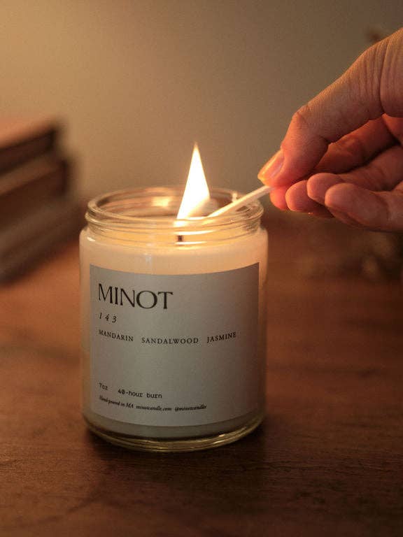 143 - Luxury Non-toxic Soy Candle, 7 oz. for wholesale by Minot