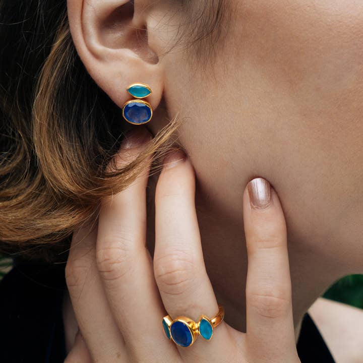Gem Bazaar Jewellery – Großhandel Cocktail-/Statement-Ring – Blauaugen-Ring in Blauquarz, Blauchalcedon, Gold Vermeil4